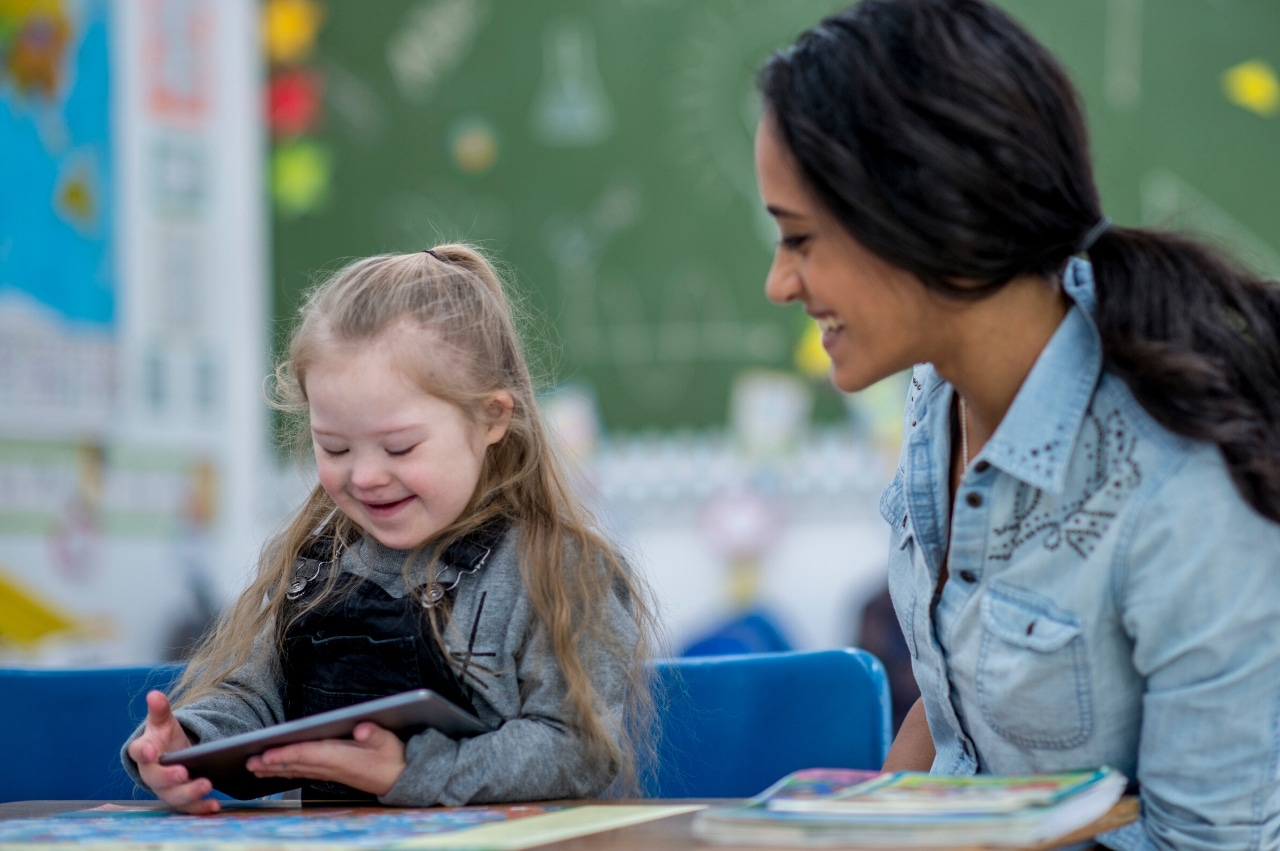 10 Benefits of Using Technology in the Classroom - ChargeTech