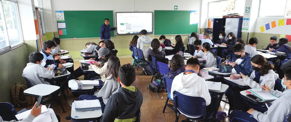 Colegio San Luis Maristas - Barranco Engages Students with ViewSonic ...